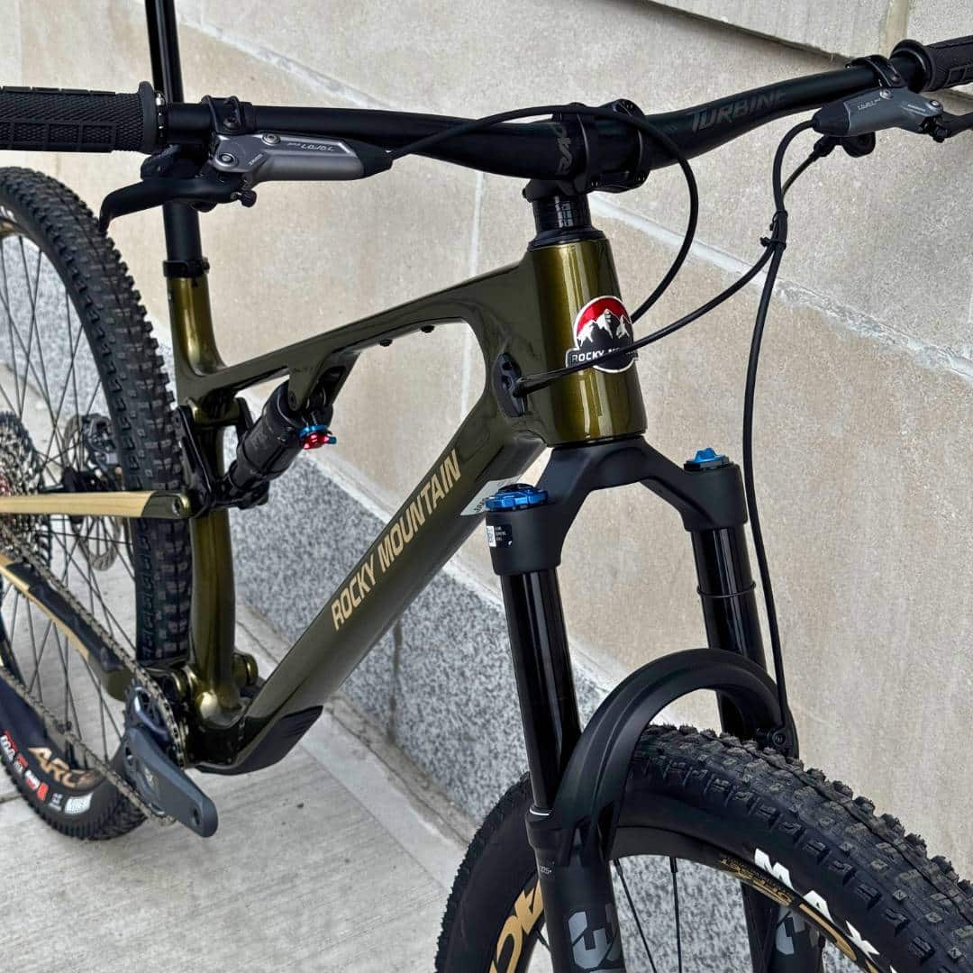 rocky mountain element