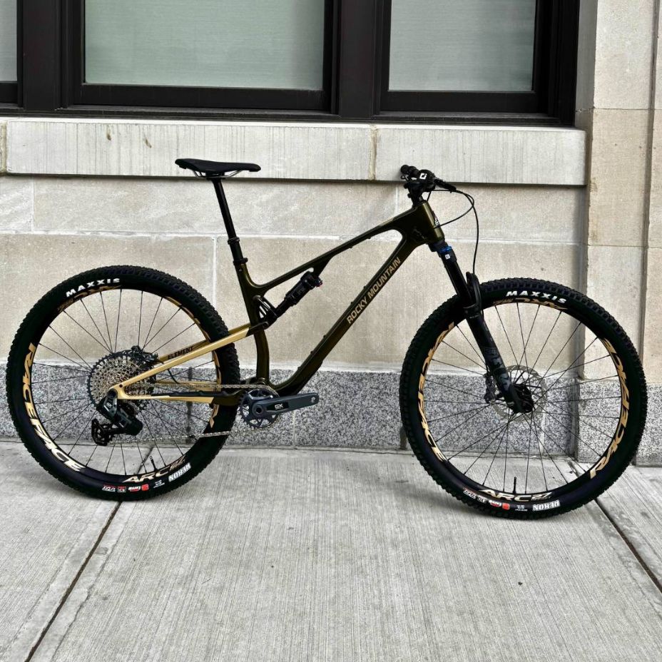 rocky mountain element