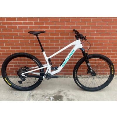 Demo of santa cruz tallboy in white